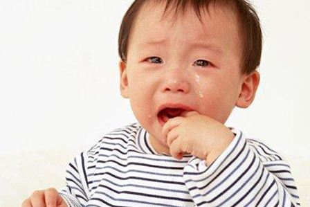 怎样做可以避免儿童口腔溃疡反复发作？